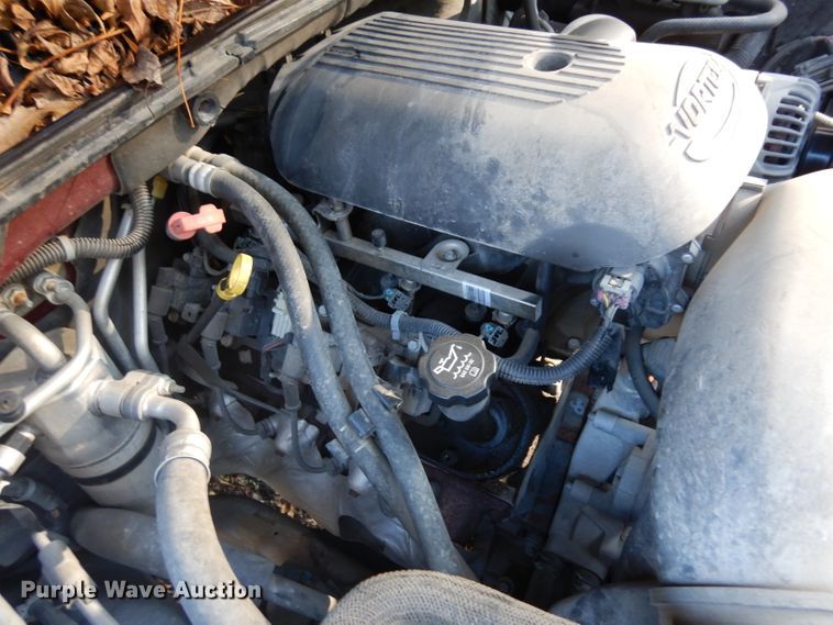 image for item GI9475 2005 Chevrolet Suburban 1500 SUV