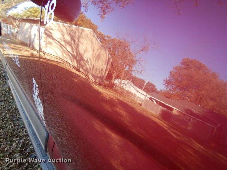 image for item GI9475 2005 Chevrolet Suburban 1500 SUV