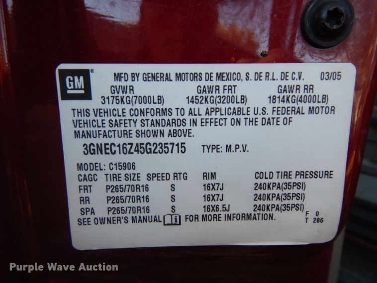 image for item GI9475 2005 Chevrolet Suburban 1500 SUV