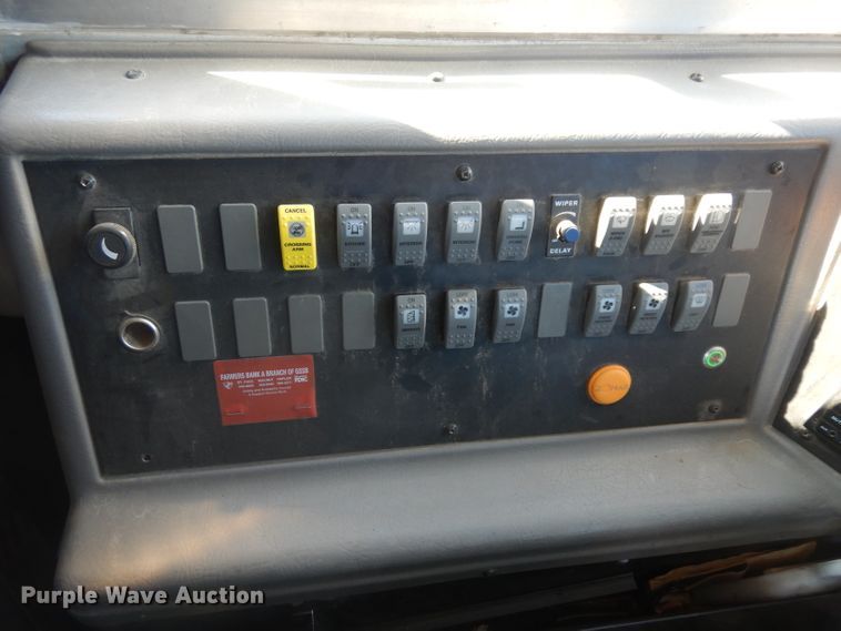 image for item GI9476 2005 Thomas school bus