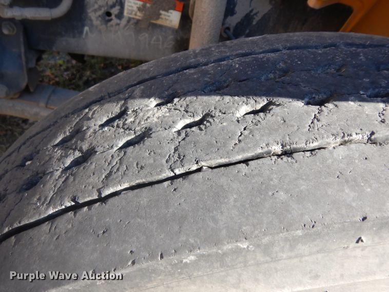 image for item GI9476 2005 Thomas school bus