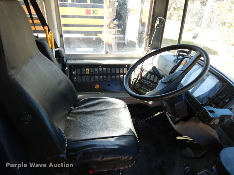 image for item GI9477 2006 Thomas school bus