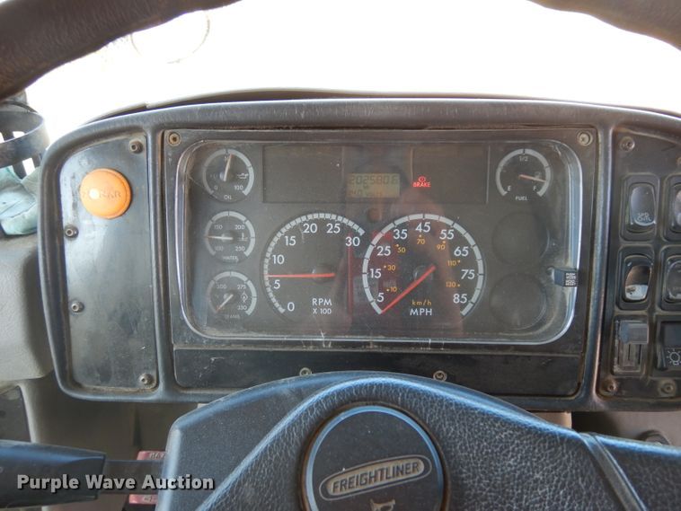 image for item GI9477 2006 Thomas school bus