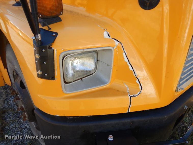 image for item GI9477 2006 Thomas school bus