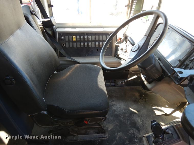 image for item GI9478 2006 Thomas school bus