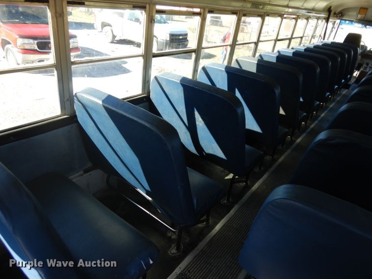 image for item GI9478 2006 Thomas school bus