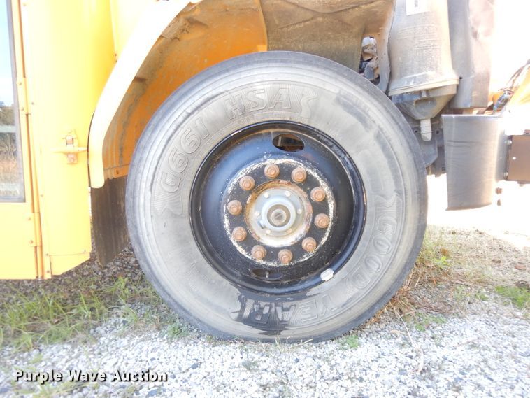 image for item GI9478 2006 Thomas school bus