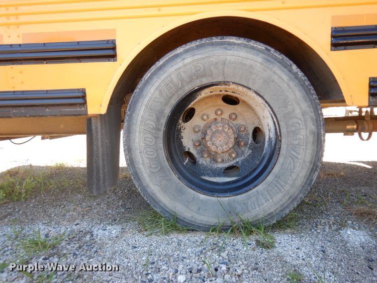 image for item GI9478 2006 Thomas school bus