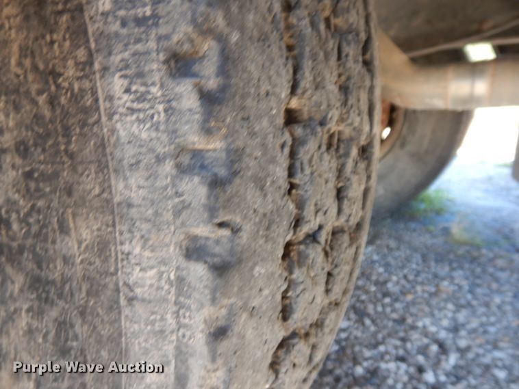 image for item GI9478 2006 Thomas school bus