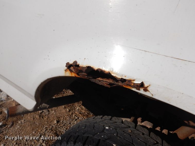 image for item GJ9019 1997 Ford F350 pickup truck