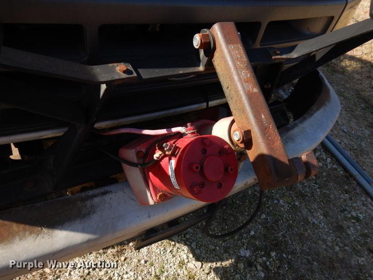 image for item GJ9019 1997 Ford F350 pickup truck