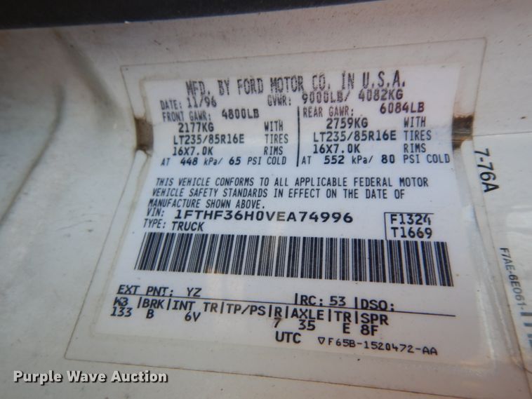 image for item GJ9019 1997 Ford F350 pickup truck