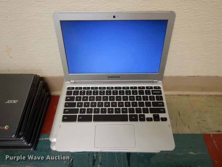 image for item GJ9032 (16) laptops
