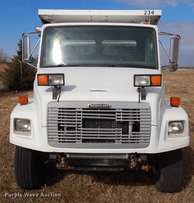 image for item GJ9039 2003 Freightliner FL80 dump truck