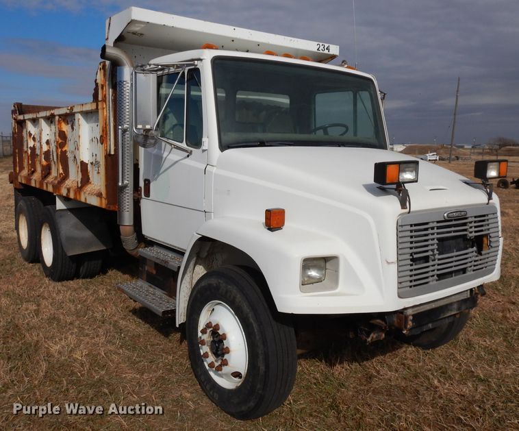 image for item GJ9039 2003 Freightliner FL80 dump truck
