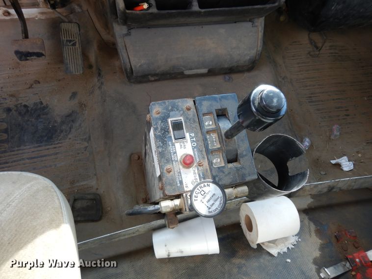 image for item GJ9039 2003 Freightliner FL80 dump truck