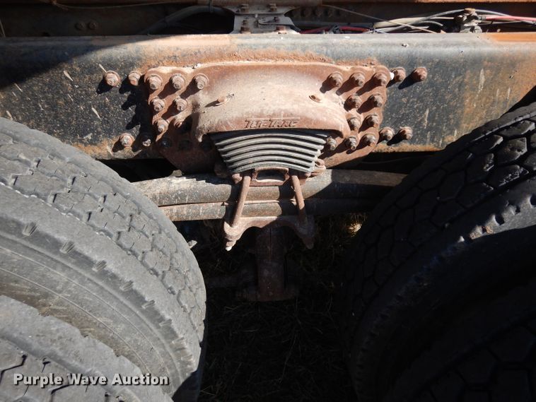 image for item GJ9039 2003 Freightliner FL80 dump truck