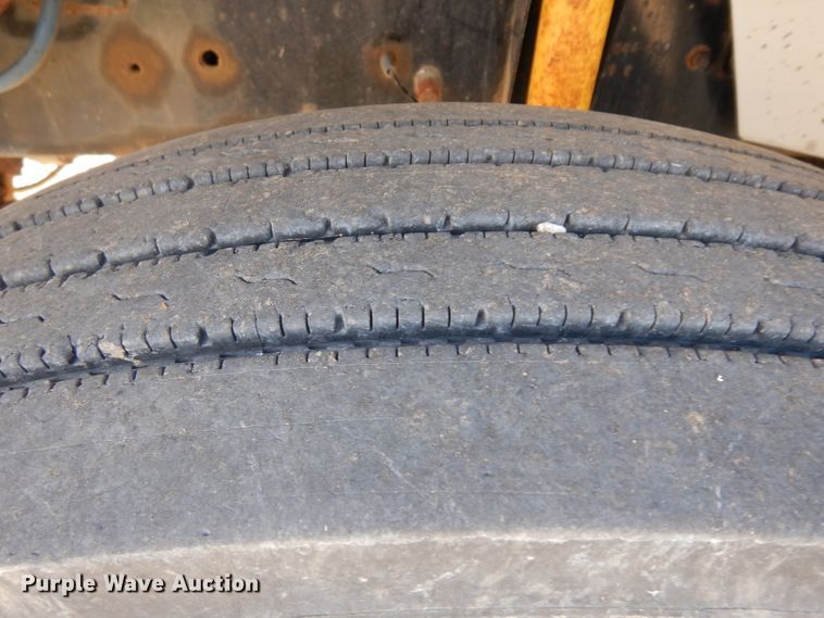 image for item GJ9039 2003 Freightliner FL80 dump truck