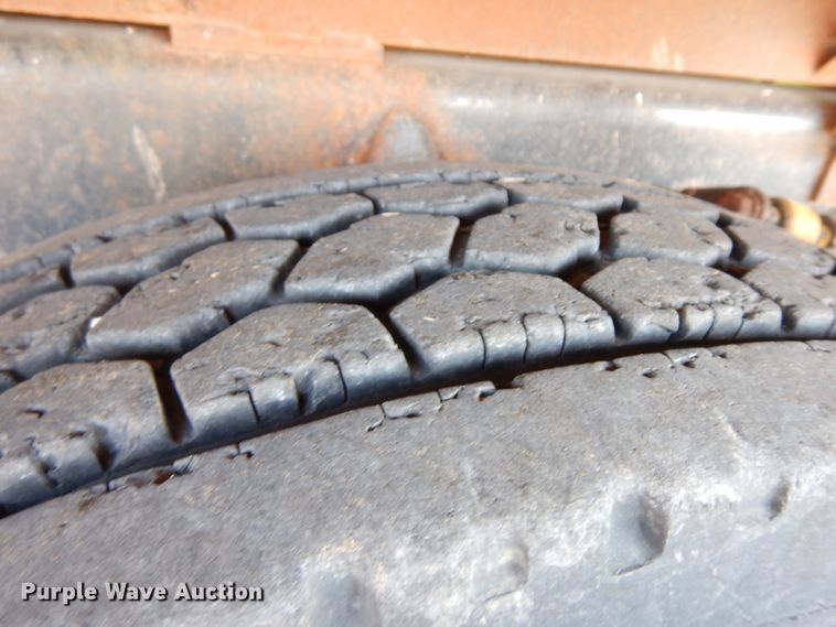 image for item GJ9039 2003 Freightliner FL80 dump truck