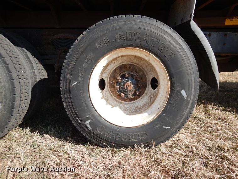 image for item GJ9039 2003 Freightliner FL80 dump truck