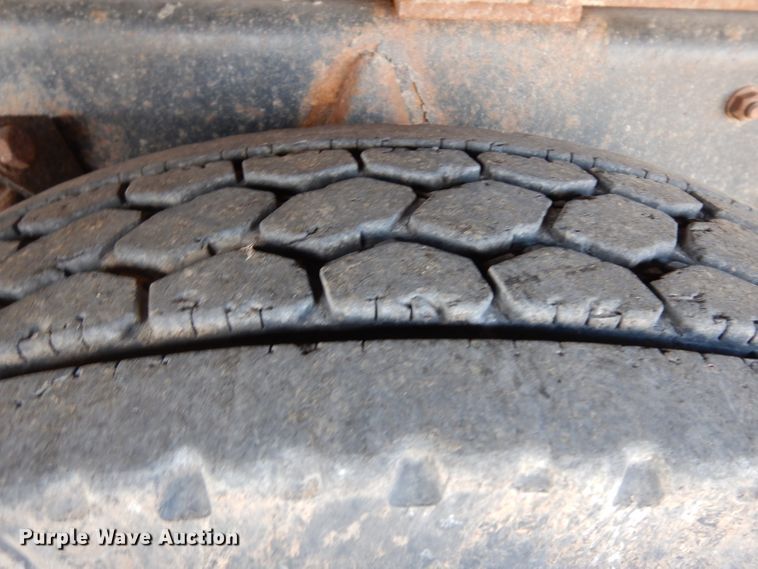 image for item GJ9039 2003 Freightliner FL80 dump truck