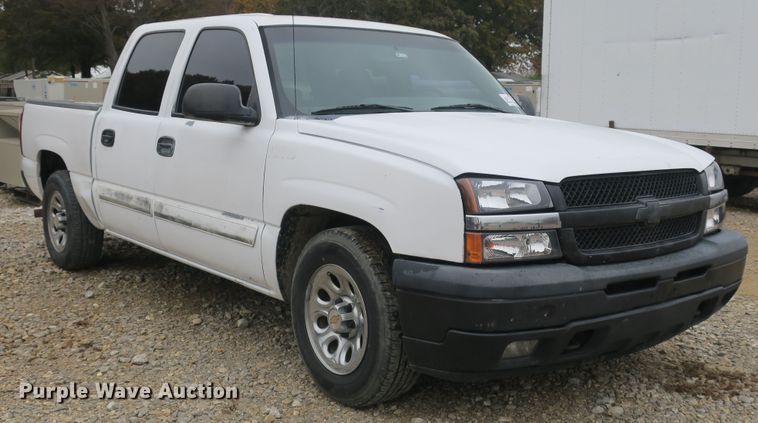 image for item DB10124 2005 Chevrolet Silverado 1500 Crew Cab pickup truck