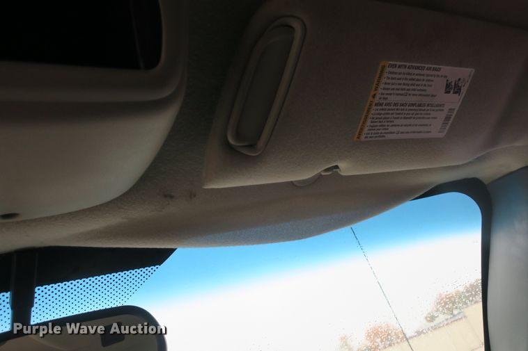 image for item DB10124 2005 Chevrolet Silverado 1500 Crew Cab pickup truck