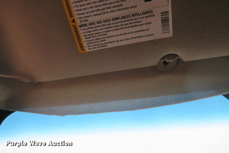 image for item DB10124 2005 Chevrolet Silverado 1500 Crew Cab pickup truck