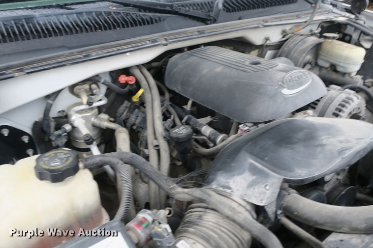 image for item DB10124 2005 Chevrolet Silverado 1500 Crew Cab pickup truck