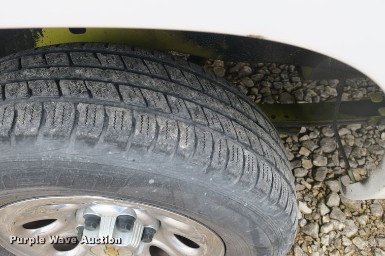 image for item DB10124 2005 Chevrolet Silverado 1500 Crew Cab pickup truck