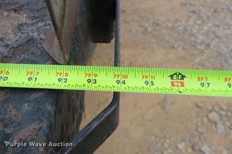 image for item DB10125 2005 Chevrolet Silverado 3500 Ext. Cab flatbed pickup truck