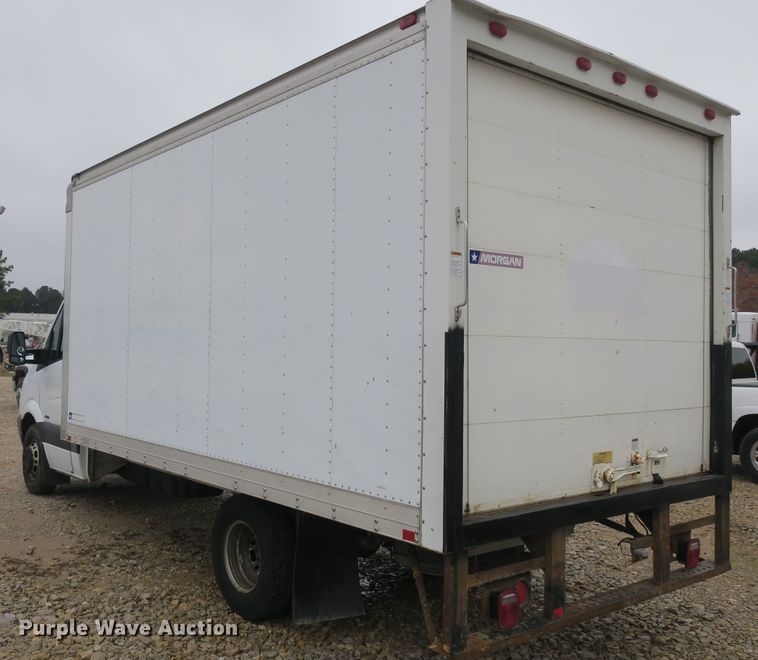 image for item DB10126 2007 Freightliner Sprinter 3500 box truck