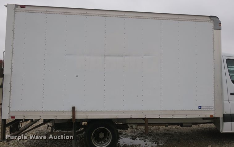 image for item DB10126 2007 Freightliner Sprinter 3500 box truck