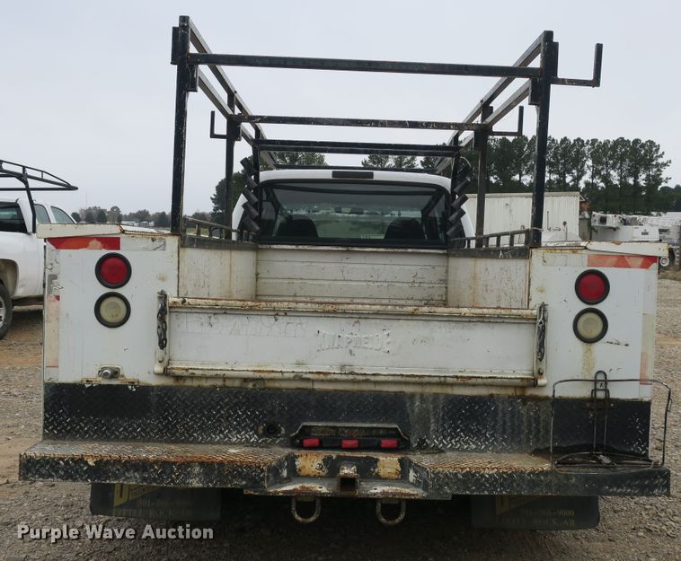 image for item DB10127 2002 Ford F350 Super Duty Crew Cab utility bed pickup truck