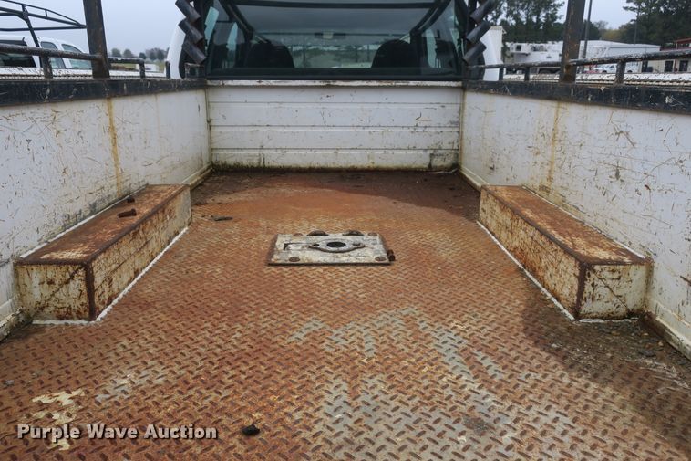 image for item DB10127 2002 Ford F350 Super Duty Crew Cab utility bed pickup truck