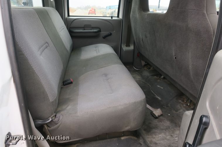 image for item DB10127 2002 Ford F350 Super Duty Crew Cab utility bed pickup truck