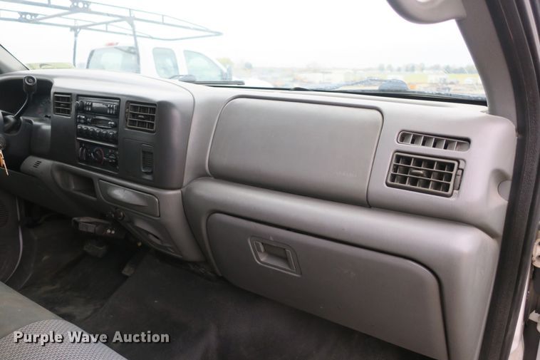 image for item DB10127 2002 Ford F350 Super Duty Crew Cab utility bed pickup truck