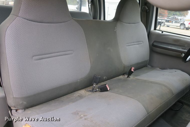 image for item DB10127 2002 Ford F350 Super Duty Crew Cab utility bed pickup truck