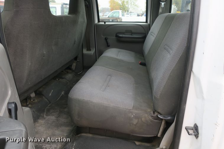 image for item DB10127 2002 Ford F350 Super Duty Crew Cab utility bed pickup truck