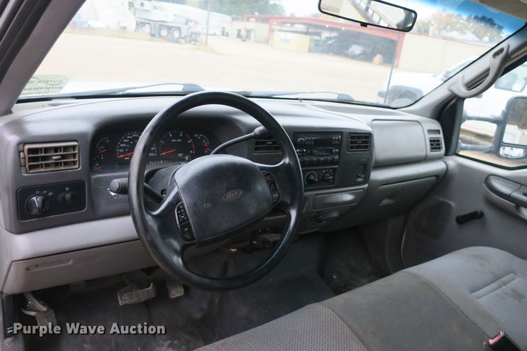 image for item DB10127 2002 Ford F350 Super Duty Crew Cab utility bed pickup truck