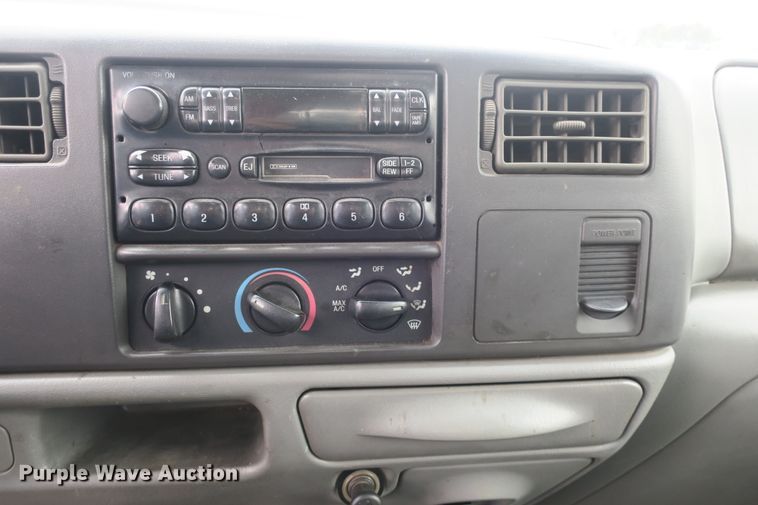 image for item DB10127 2002 Ford F350 Super Duty Crew Cab utility bed pickup truck