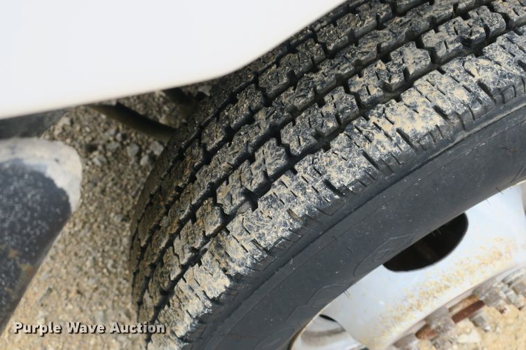 image for item DB10127 2002 Ford F350 Super Duty Crew Cab utility bed pickup truck