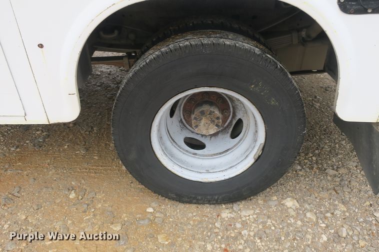 image for item DB10127 2002 Ford F350 Super Duty Crew Cab utility bed pickup truck