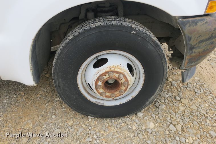 image for item DB10127 2002 Ford F350 Super Duty Crew Cab utility bed pickup truck