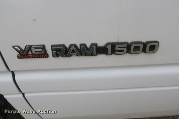 image for item DB10128 2000 Dodge Ram 1500 pickup truck