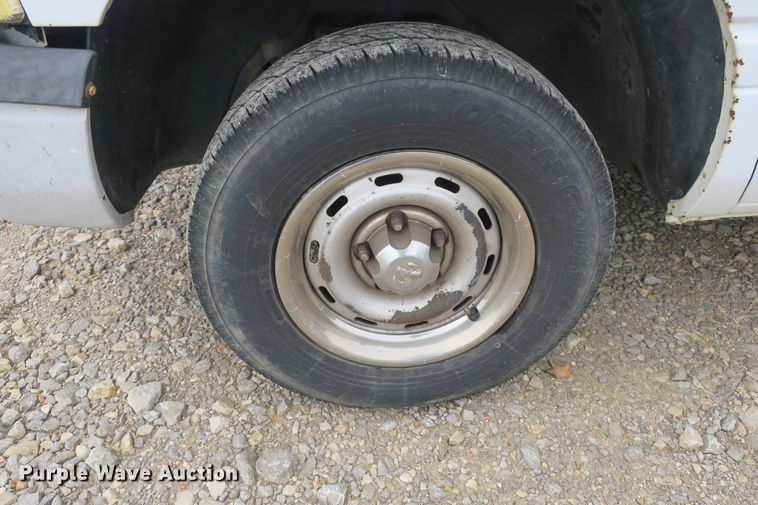 image for item DB10128 2000 Dodge Ram 1500 pickup truck