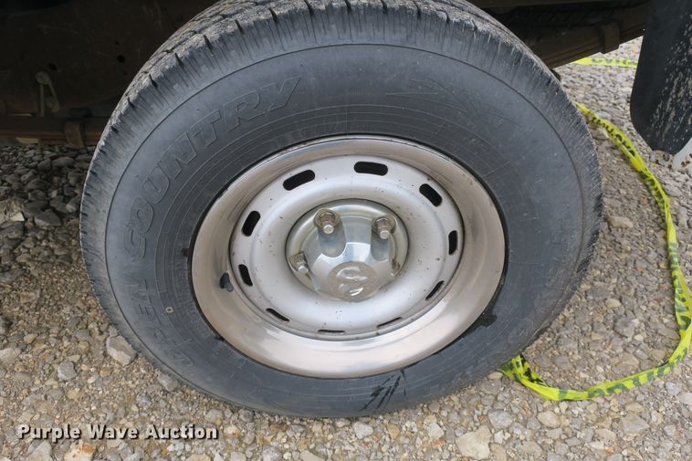 image for item DB10128 2000 Dodge Ram 1500 pickup truck