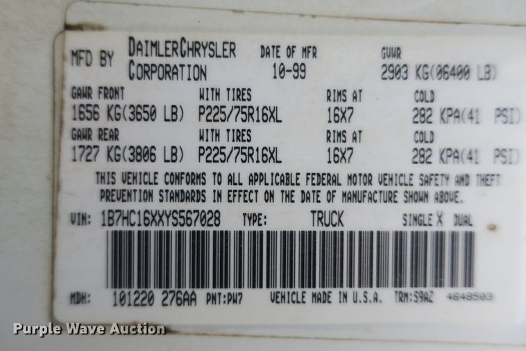 image for item DB10128 2000 Dodge Ram 1500 pickup truck