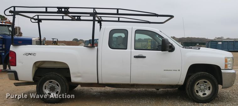 image for item DB10129 2008 Chevrolet Silverado 2500HD Ext. Cab pickup truck