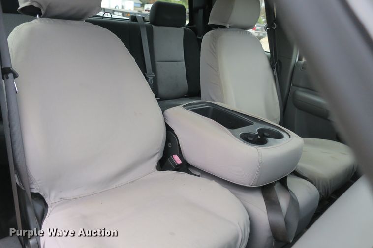 image for item DB10129 2008 Chevrolet Silverado 2500HD Ext. Cab pickup truck